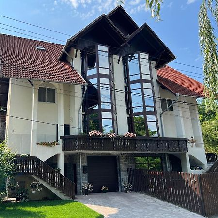 Casa Dan Lägenhet Sovata Exteriör bild