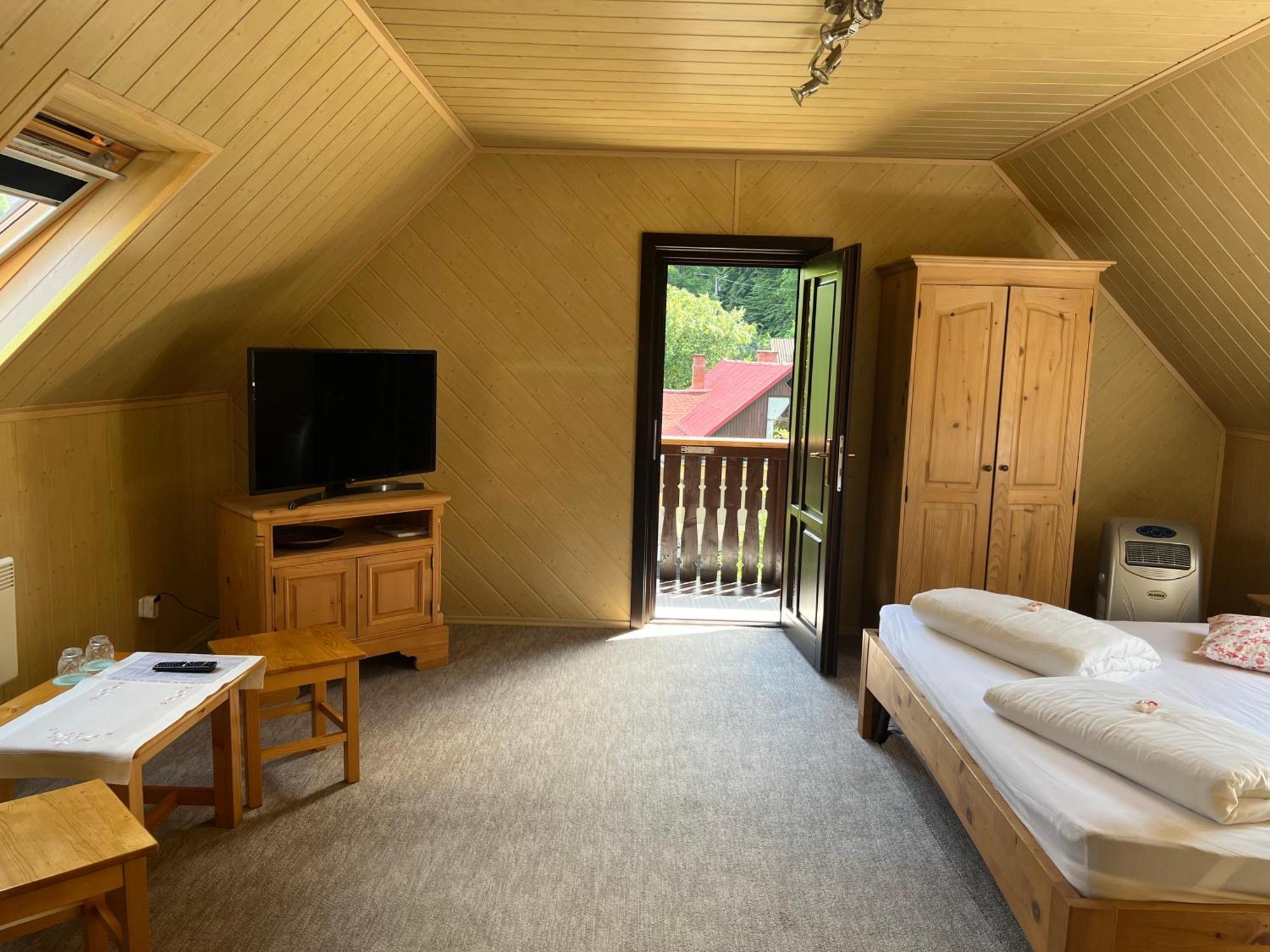 Casa Dan Lägenhet Sovata Exteriör bild