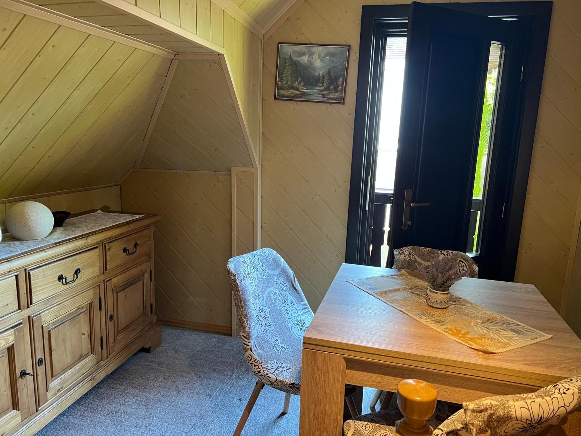 Casa Dan Lägenhet Sovata Exteriör bild